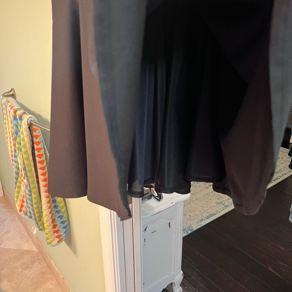 Sold - Picture 2 of 6